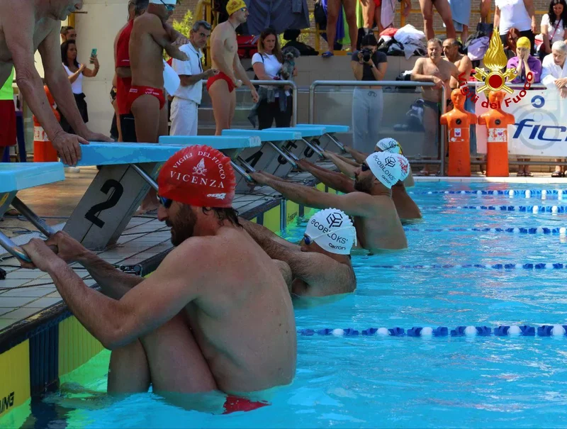 A Vernio, nella piscina comunale, i Campionati italiani di nuoto dei Vigili del Fuoco